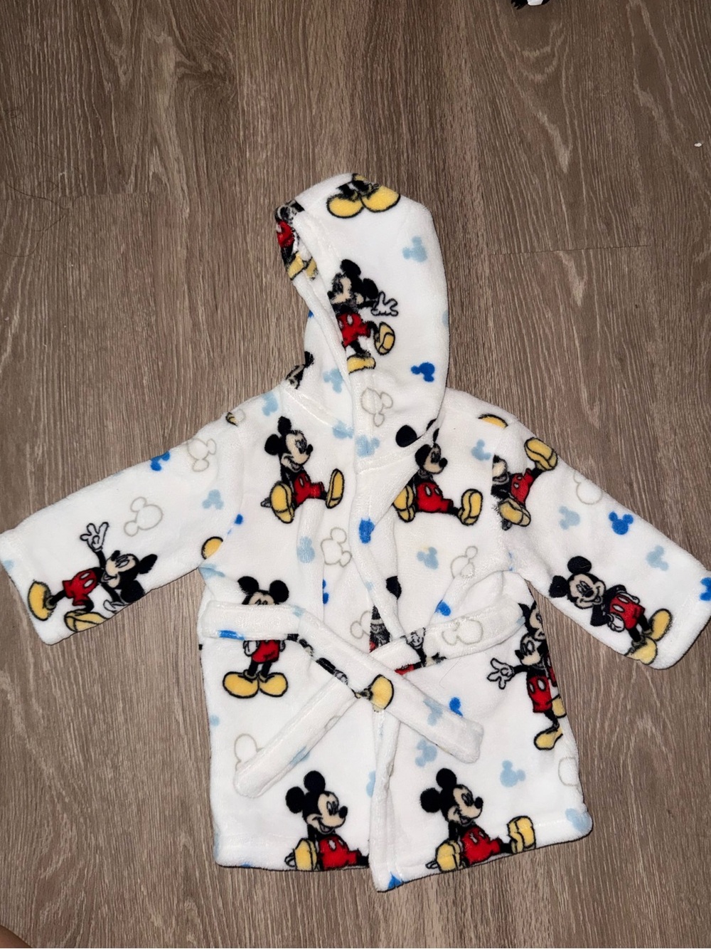 Disney Mickey Mouse White Fleece Hooded Kids Robe with Red & Yellow Accents